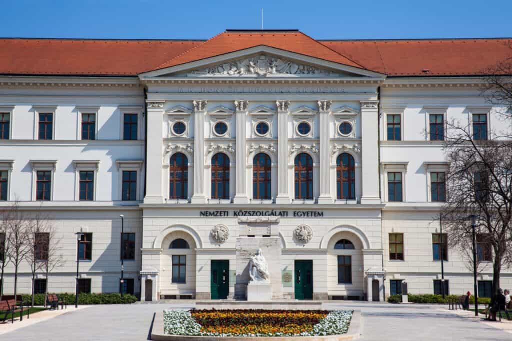 Kollégiumokat is bezár a közszolgálati egyetem az energiatakarékosság jegyében