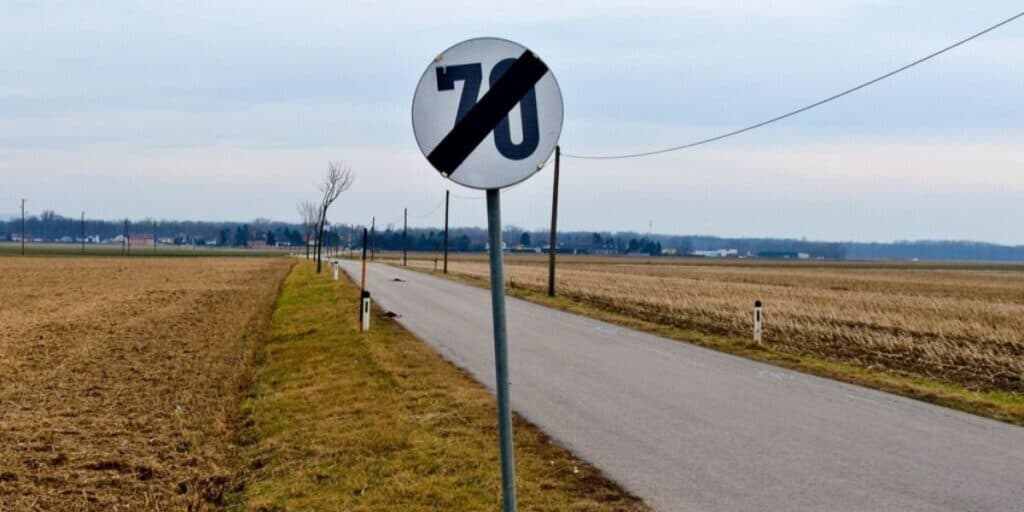 70 évnél idősebb oktató is taníthat majd nem állami egyetemeken