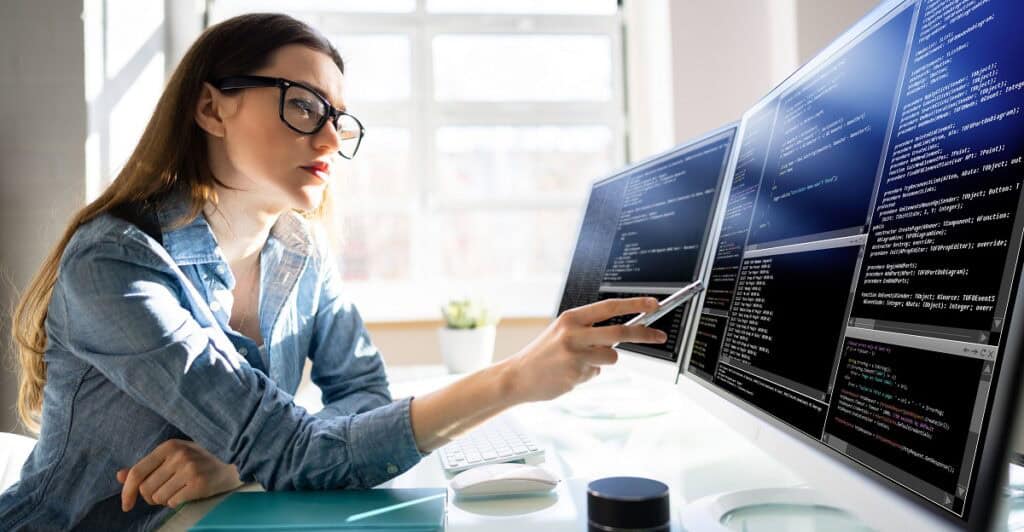 Az IT a jövő – Nagy a hiány az informatikusokból