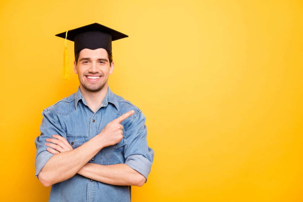 „Ma már elengedhetetlen egy mesterfokozatú diploma”