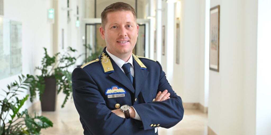 Egyéni tanulási lehetőség egyenruhában