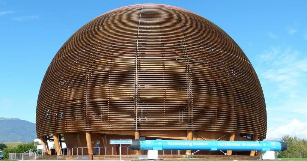 CERN LHC hardonútköztető