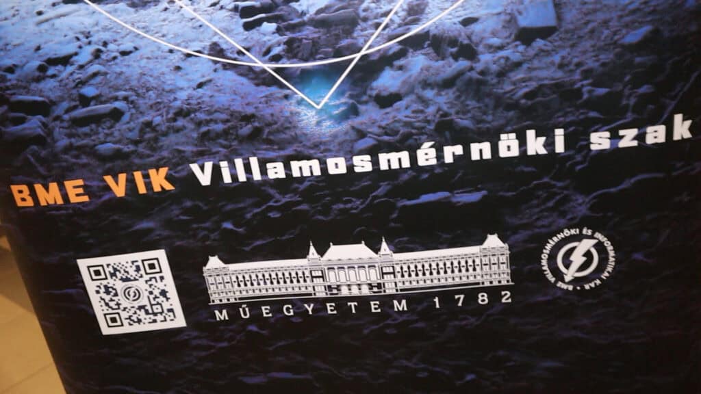 Videós stábunk a BME nyílt napján járt és középiskolásokat kérdeztünk a Villamosmérnöki és Informatikai Karon. 