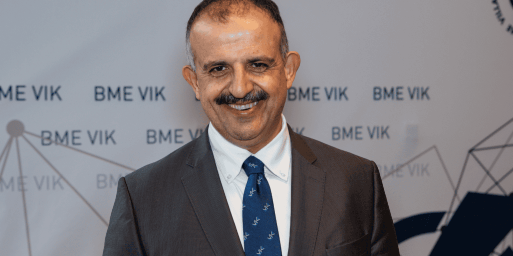Ha valaki jól érzi magát, az jobban teljesít – interjú Charaf Hassannal, a BME VIK dékánjával