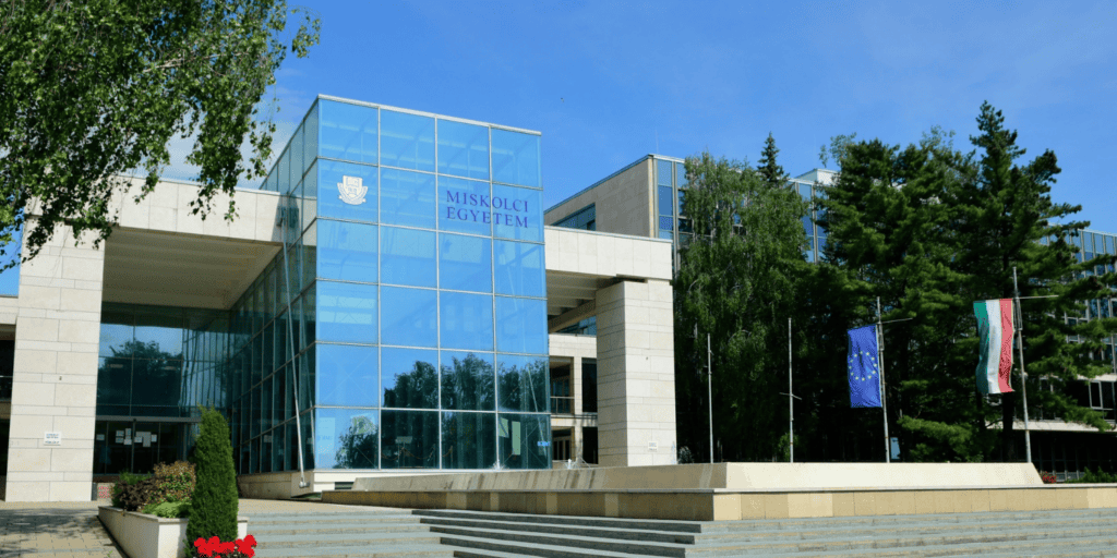 A Miskolci Egyetem logisztikai képzése négy évtizede az élvonalban