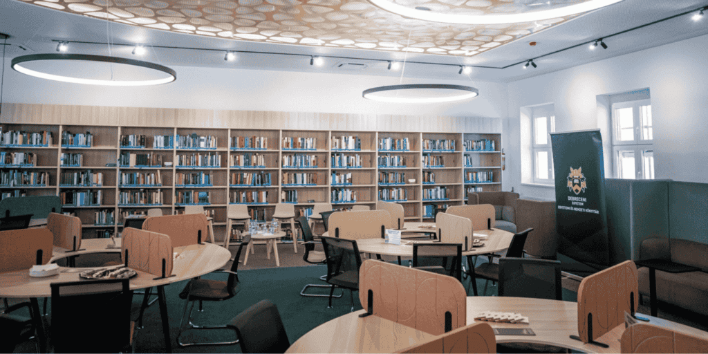 Multifunkcionális olvasóterem a Debreceni Egyetem Böszörményi úti campusán