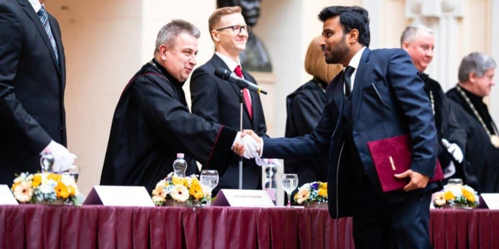 Nemzetközi diplomaátadó a BME-n: 135 végzős hallgató a világ minden tájáról