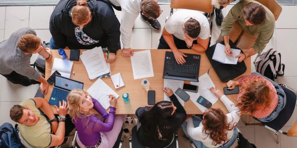 Jelentős mértékben nőtt az ösztöndíjas PhD-hallgatók száma az Óbudai Egyetemen