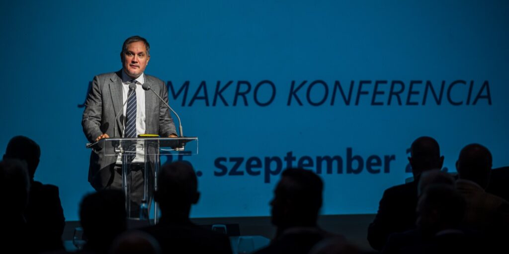 A digitalizáció lehet a gazdaság egyik motorja – Nagy Márton is beszélt a XIV. JVSZ Makro Konferencián
