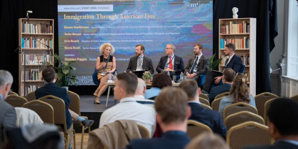 Szuverenitás és határvédelem: MCC-konferencia a migrációról Szegeden