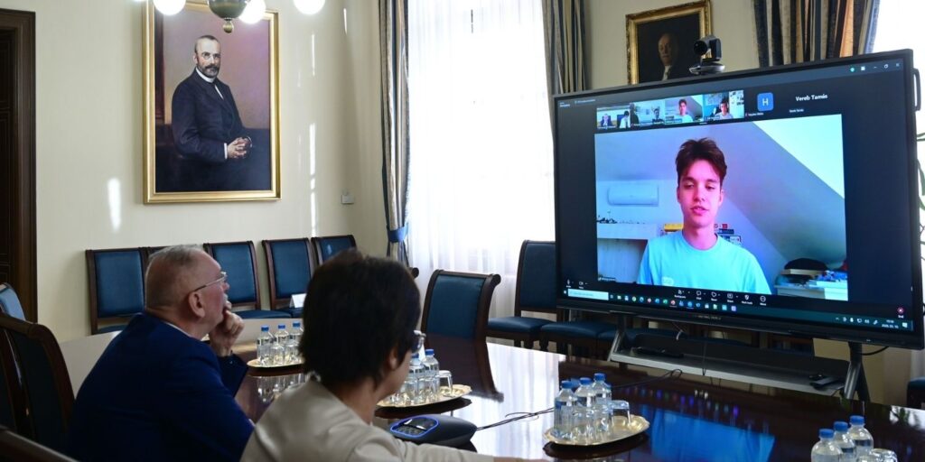 Egyetemi mentorálással készülnek az innovációs olimpia döntősei